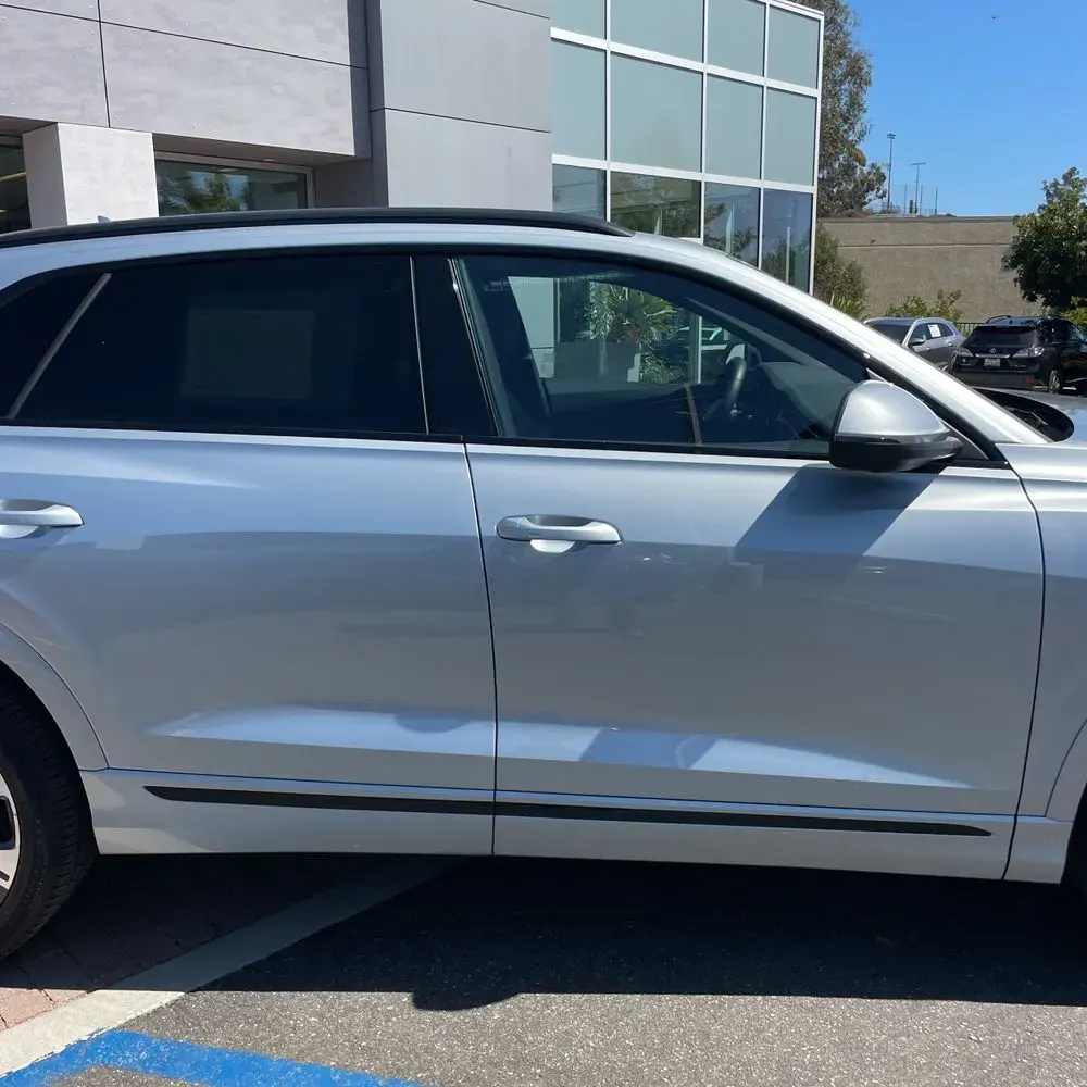 2025 Audi Q8 Premium 55