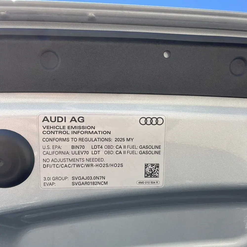 2025 Audi Q8 Premium 55
