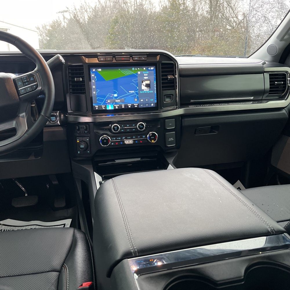 2024 Ford F-350 Super Duty Lariat