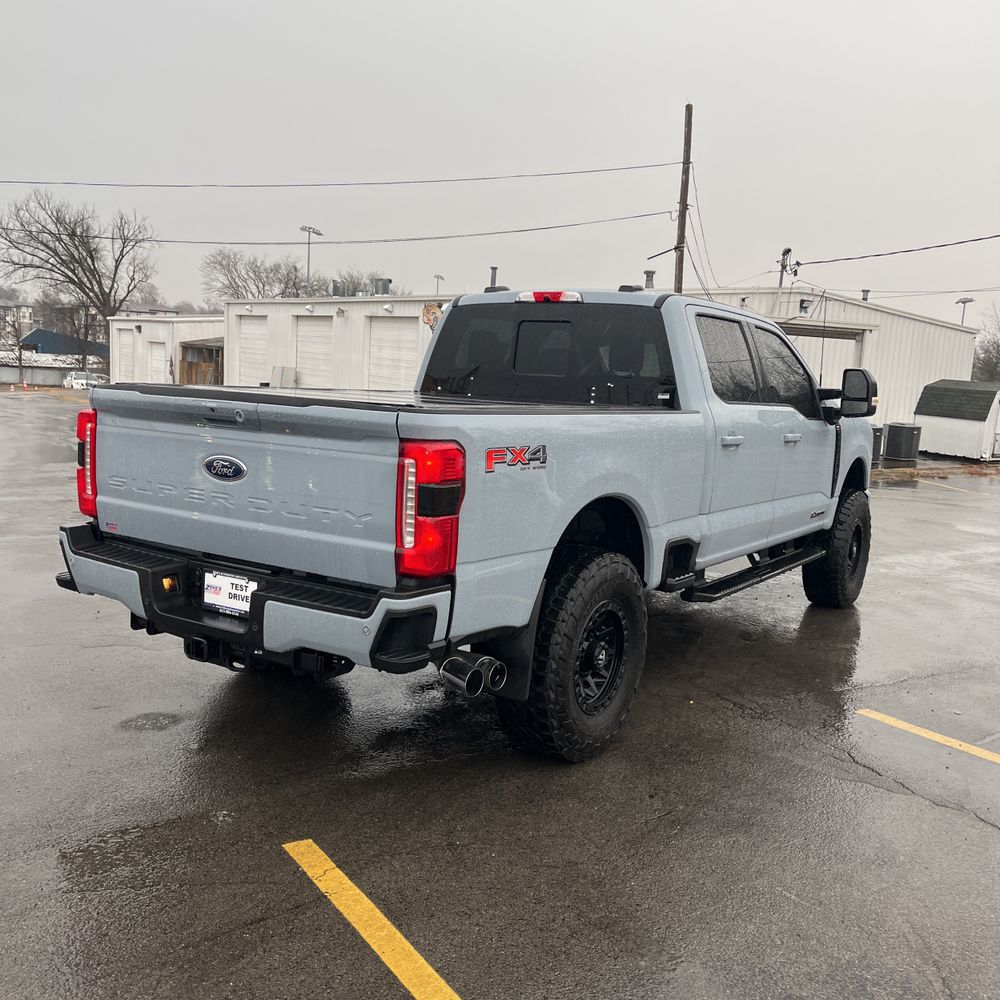 2024 Ford F-350 Super Duty Lariat