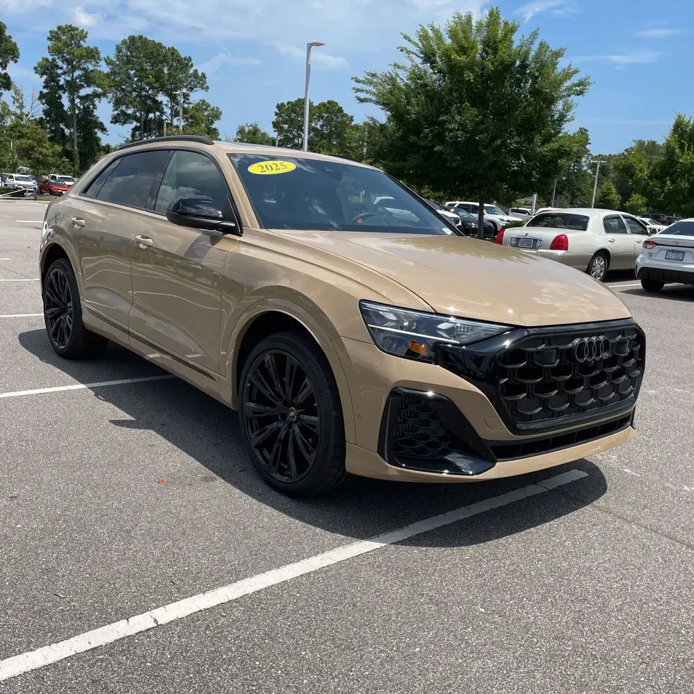 2025 Audi SQ8 Base