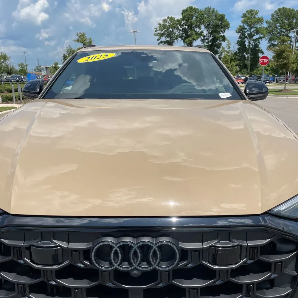 2025 Audi SQ8 Base