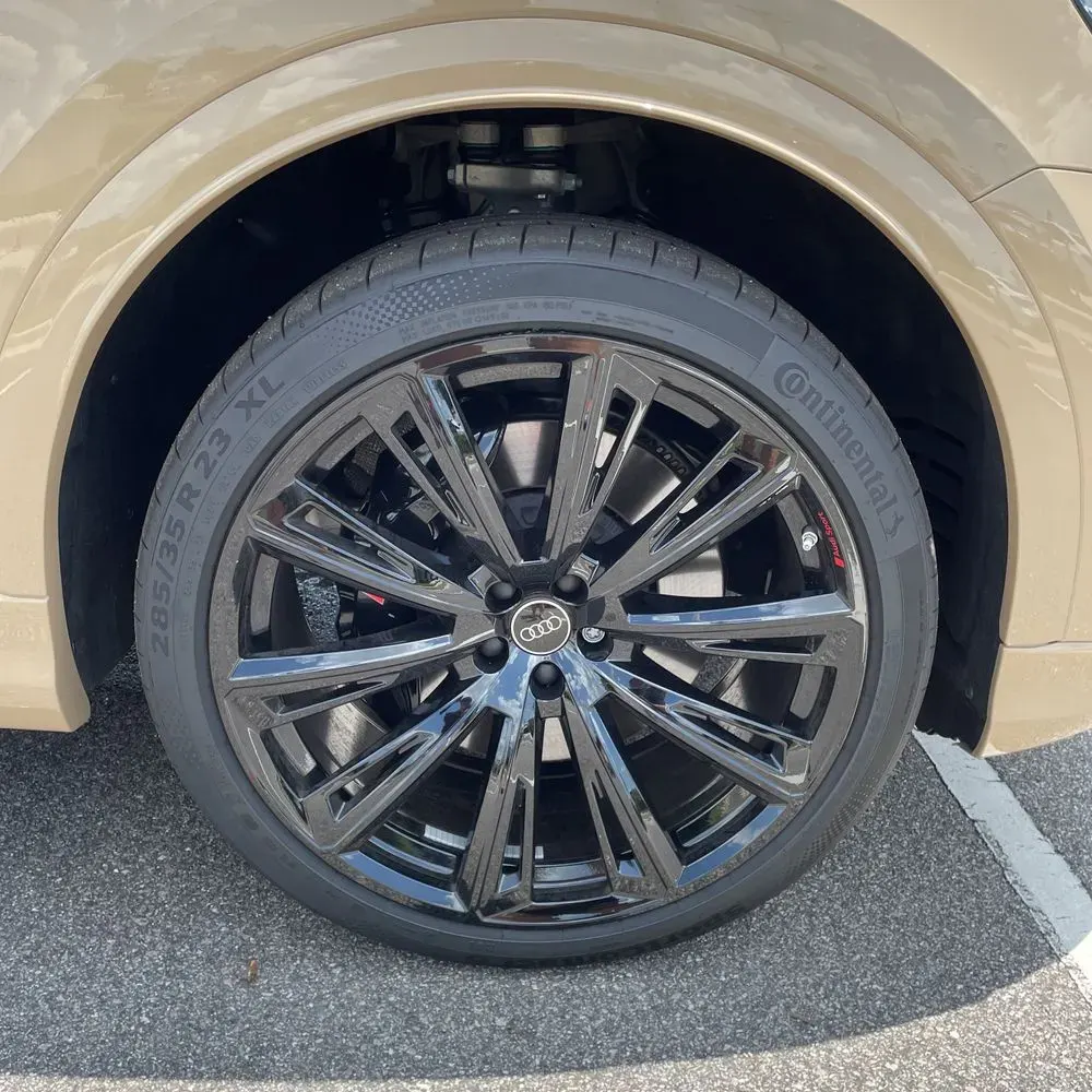 2025 Audi SQ8 Base
