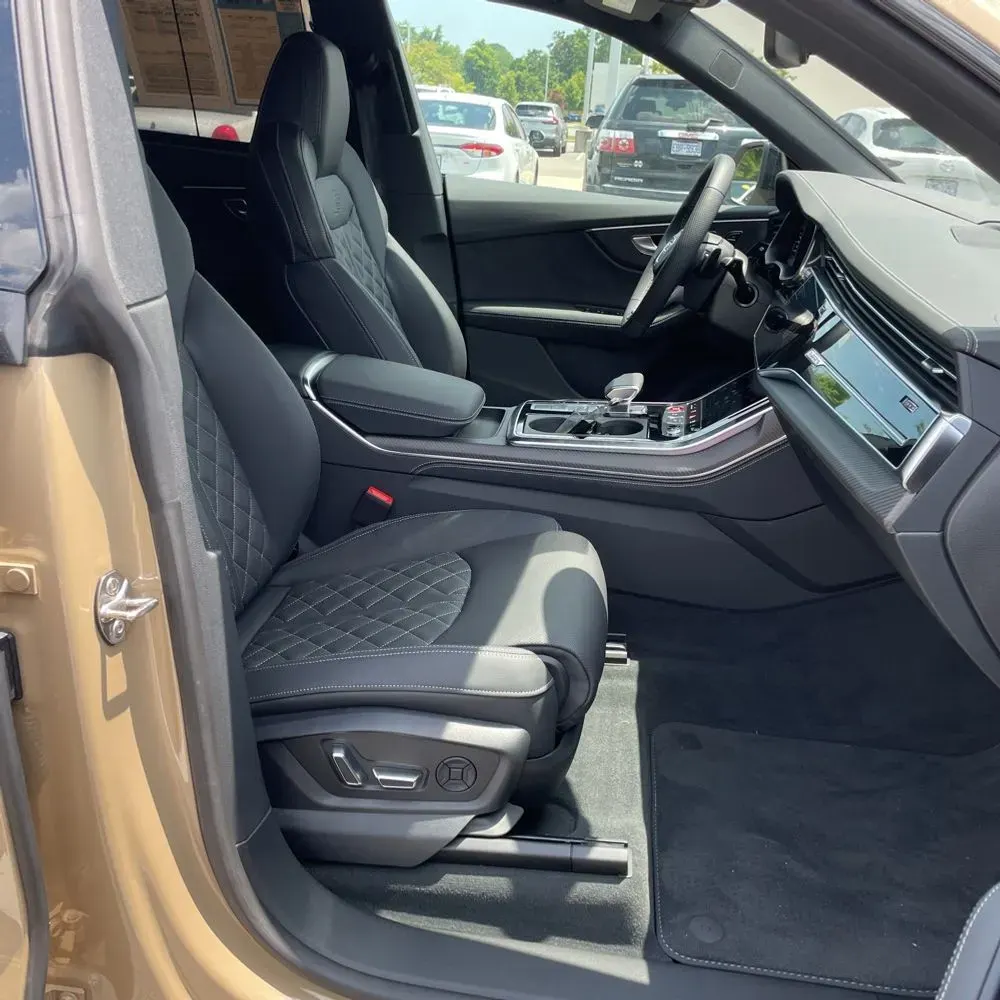 2025 Audi SQ8 Base