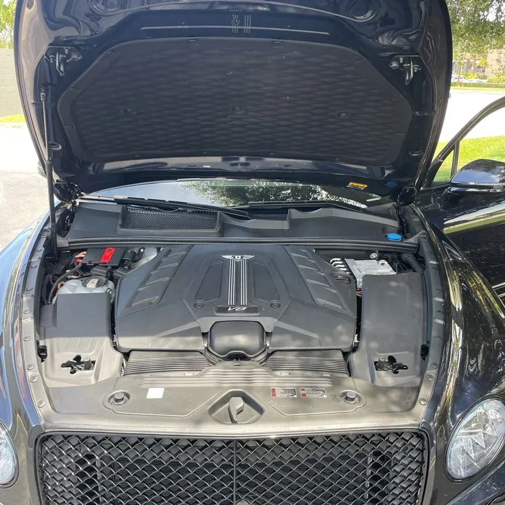 2022 Bentley Bentayga V8