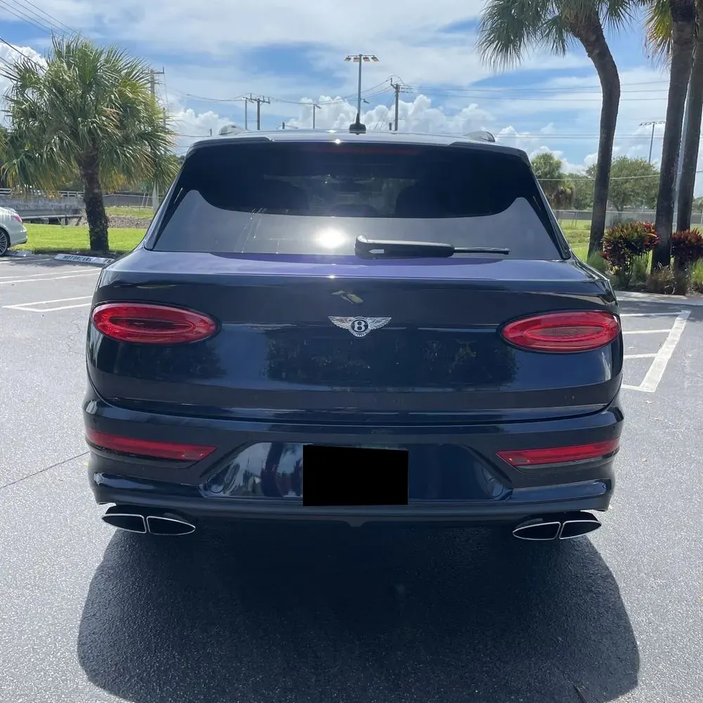 2022 Bentley Bentayga V8