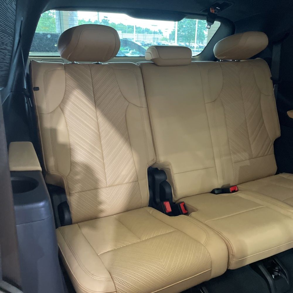 2025 Cadillac Escalade IQ Luxury 2