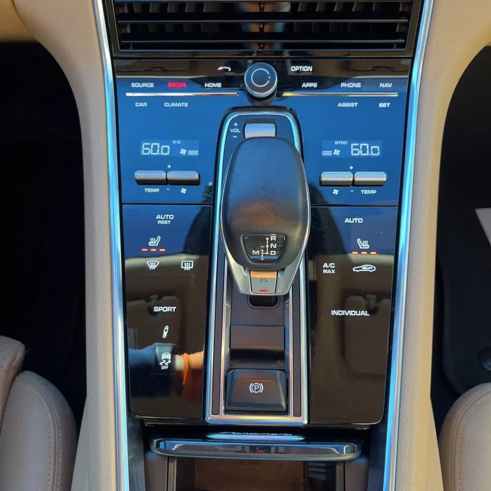 2020 Porsche Panamera Base