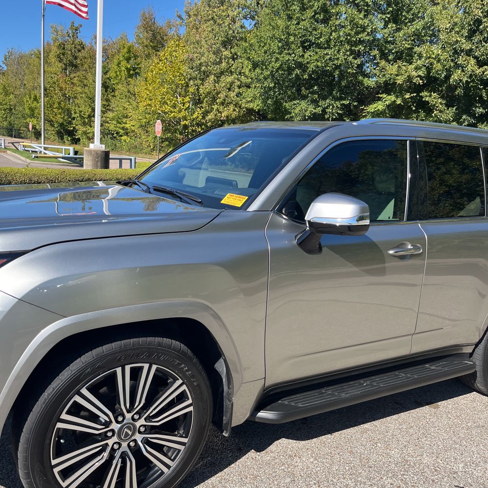 2024 Lexus LX 600 Luxury