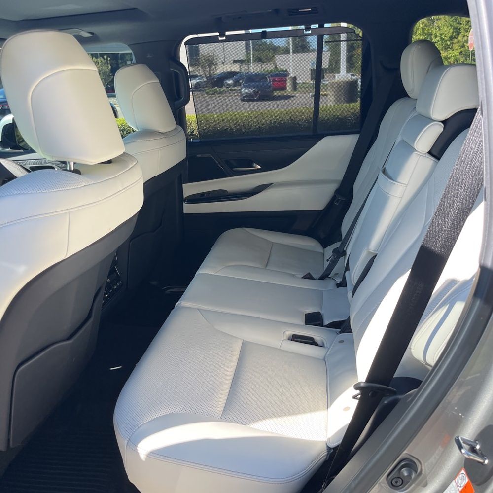 2024 Lexus LX 600 Luxury