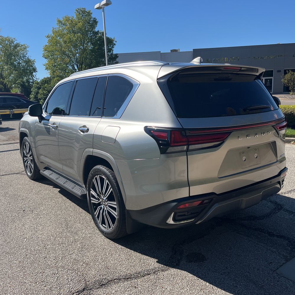 2024 Lexus LX 600 Luxury
