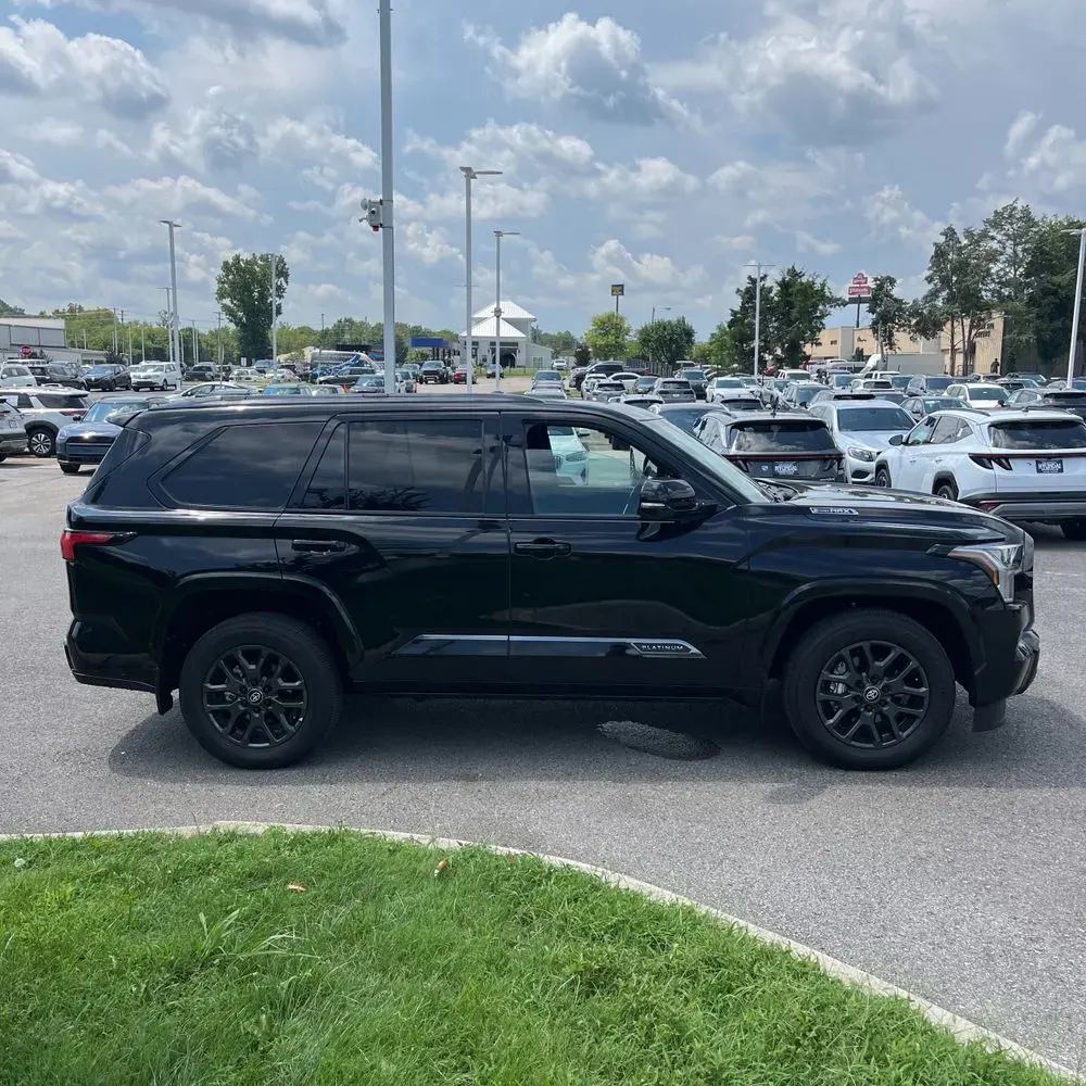 2025 Toyota Sequoia Platinum