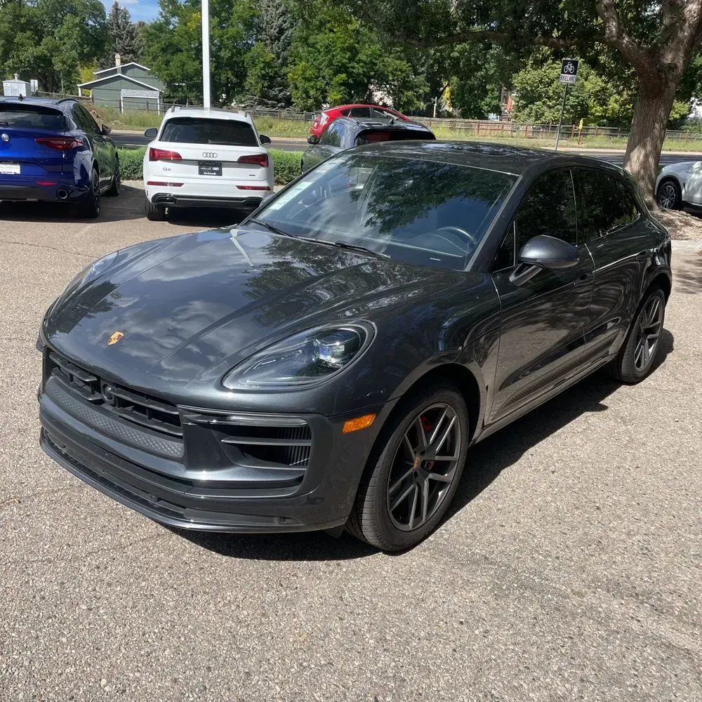2022 Porsche Macan S