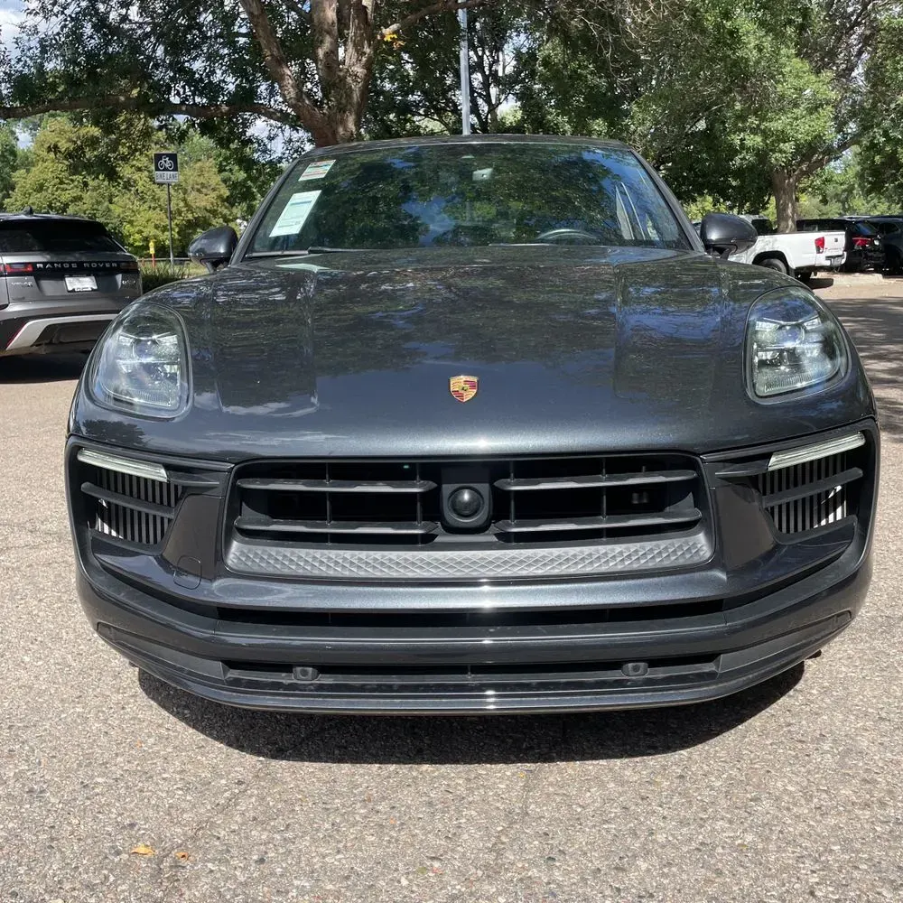2022 Porsche Macan S