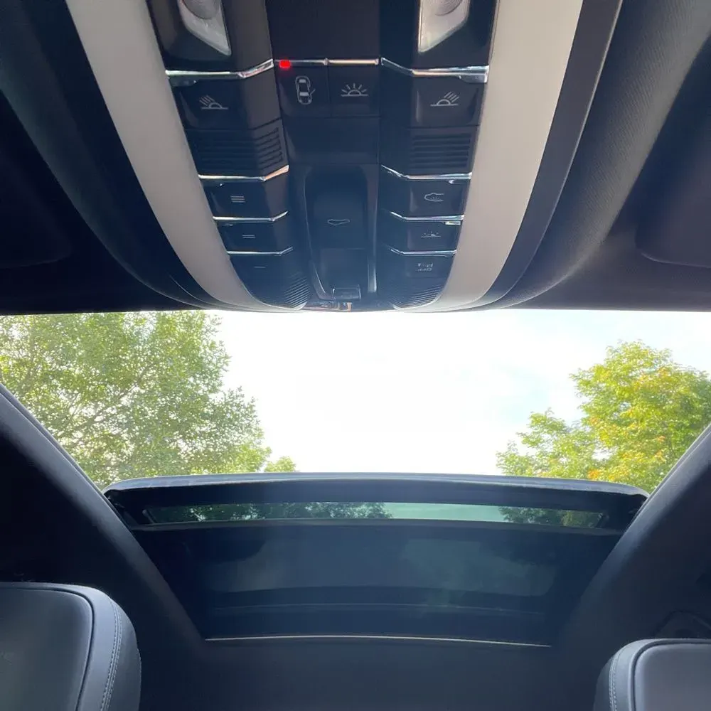 2022 Porsche Macan S