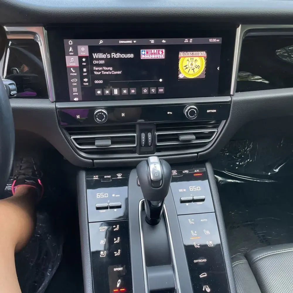 2022 Porsche Macan S