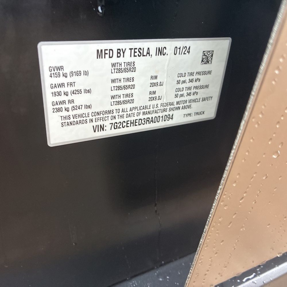 2024 Tesla Cybertruck Base