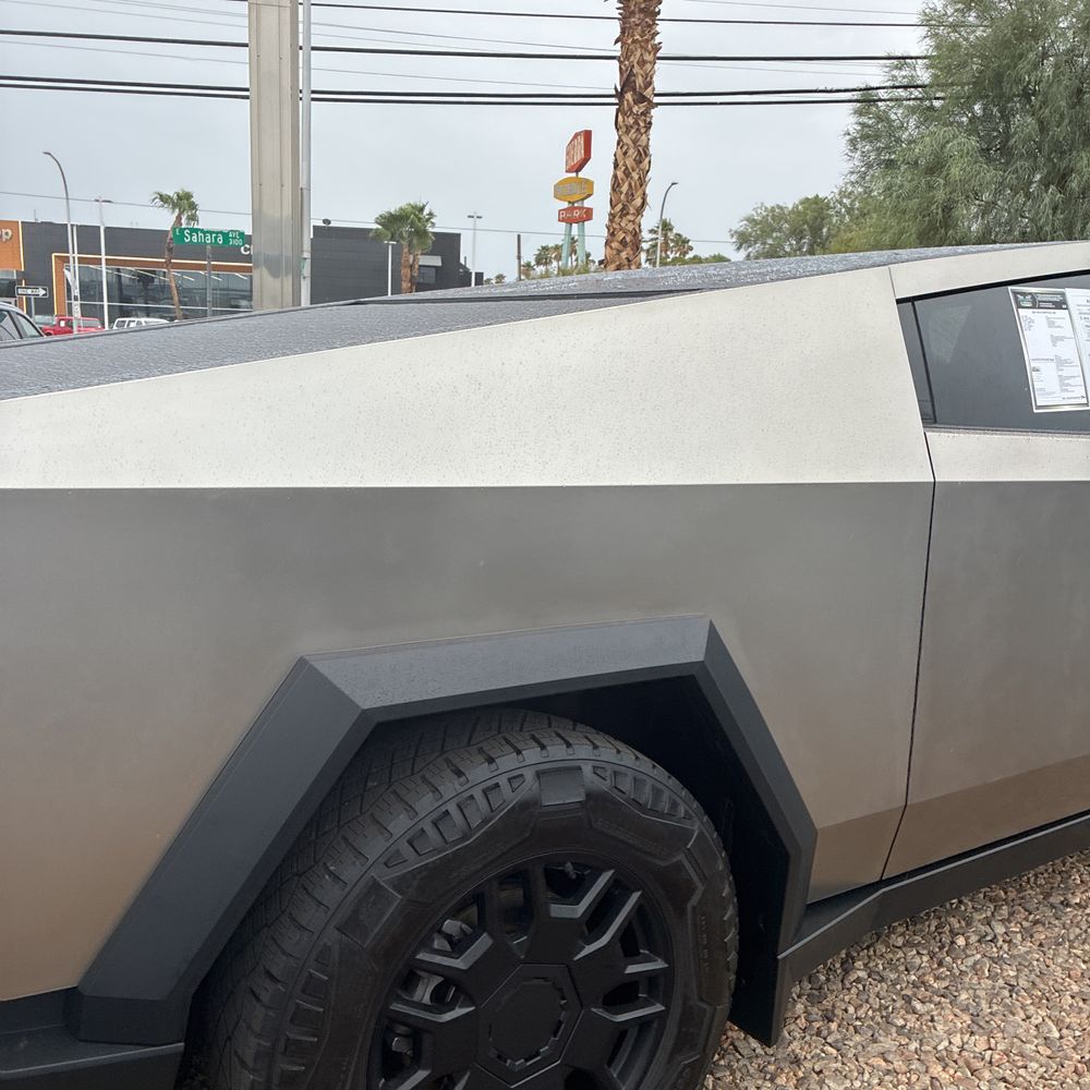2024 Tesla Cybertruck Base