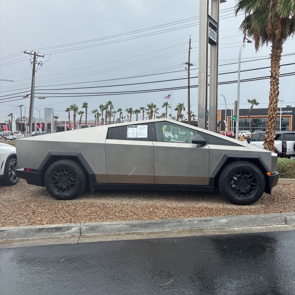 2024 Tesla Cybertruck Base