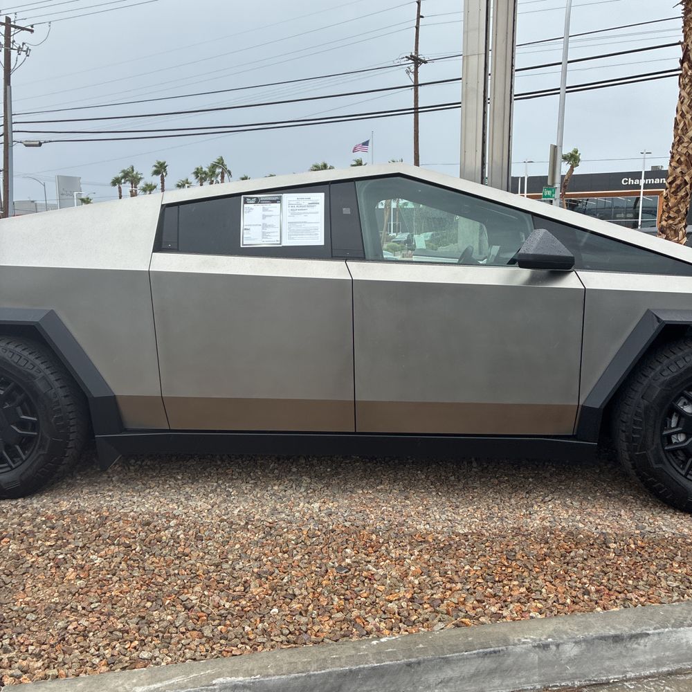 2024 Tesla Cybertruck Base