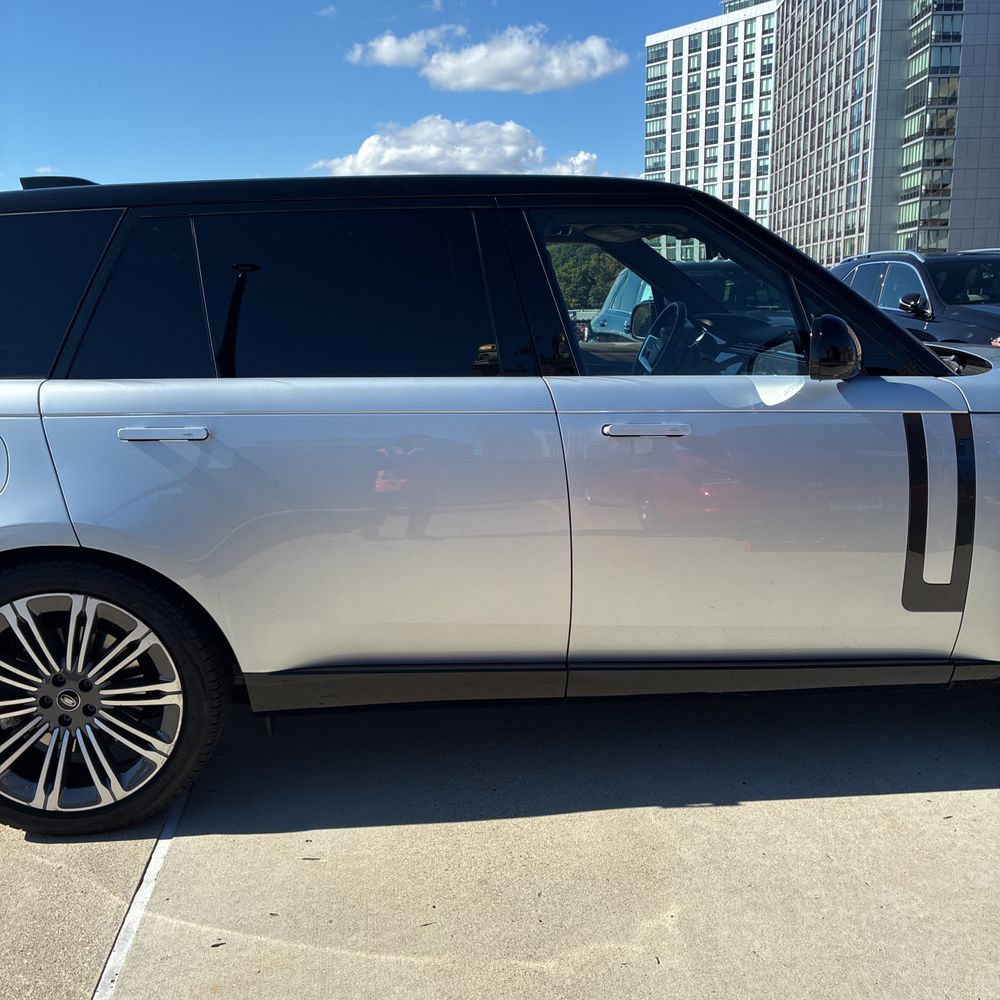 2023 Land Rover Range Rover P530 SE LWB