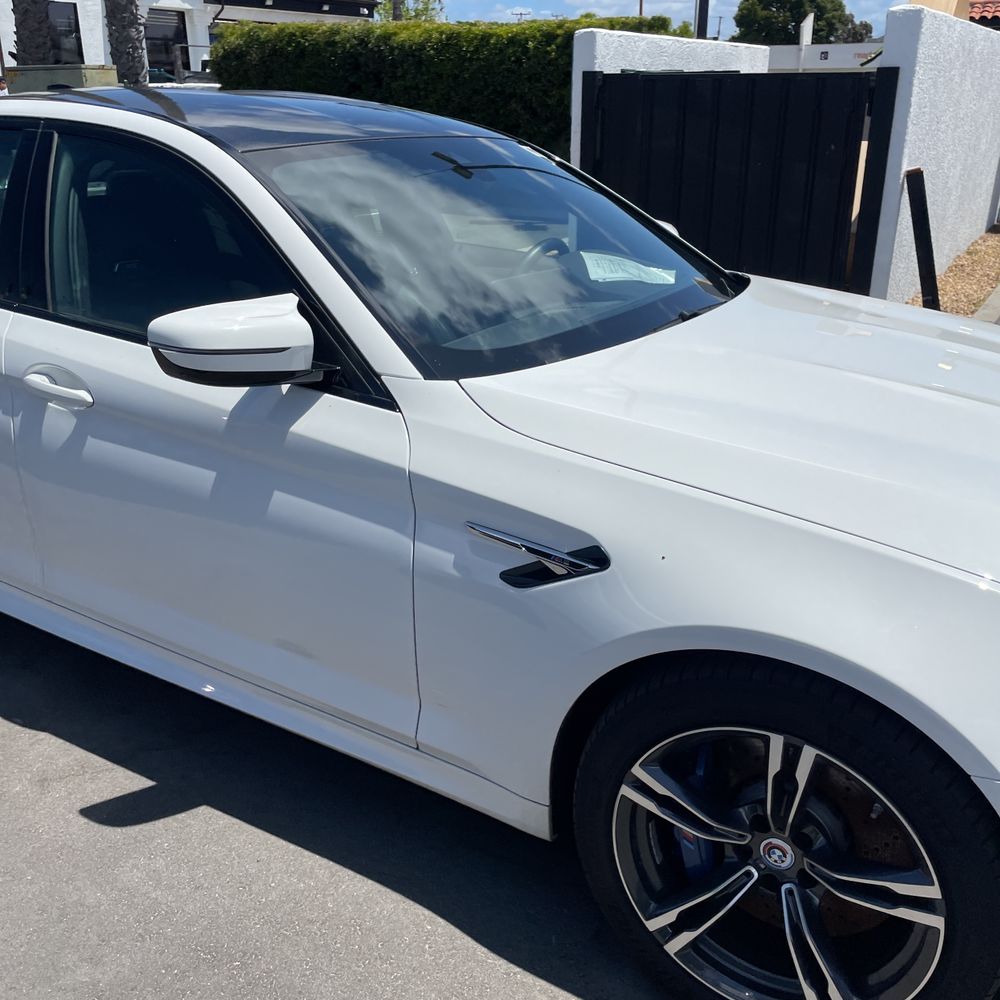 2023 BMW M5