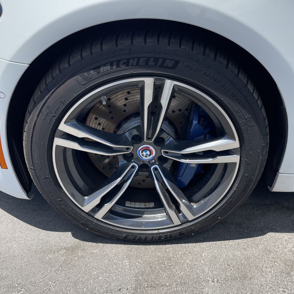 2023 BMW M5