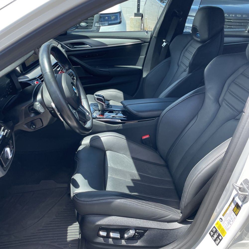 2023 BMW M5