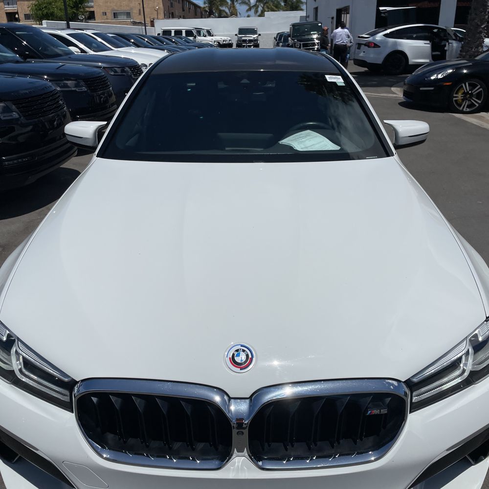 2023 BMW M5