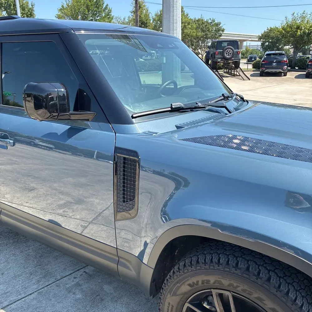 2024 Land Rover Defender 110 S P300