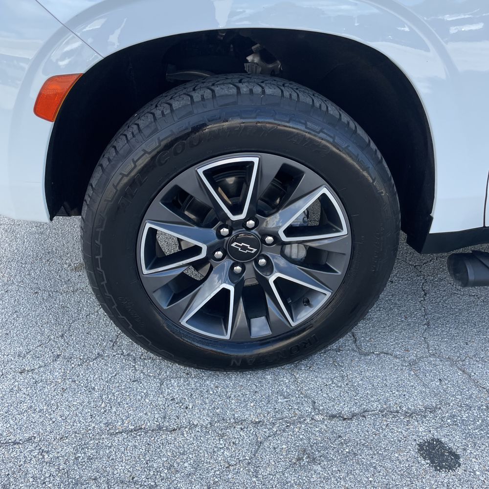 2023 Chevrolet Suburban Z71