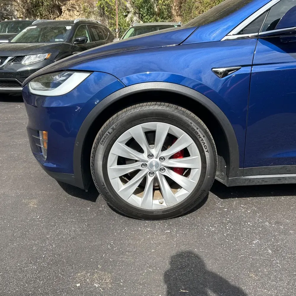 2021 Tesla Model X Plaid