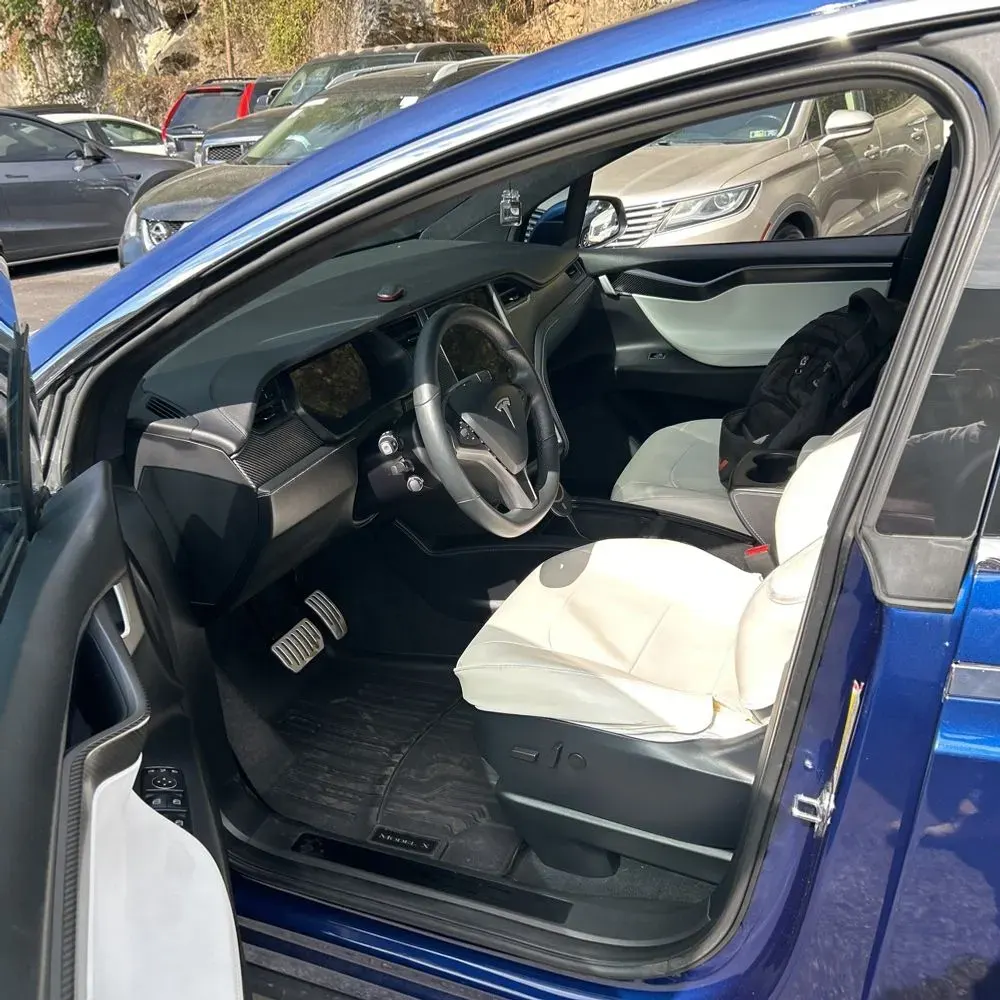 2021 Tesla Model X Plaid