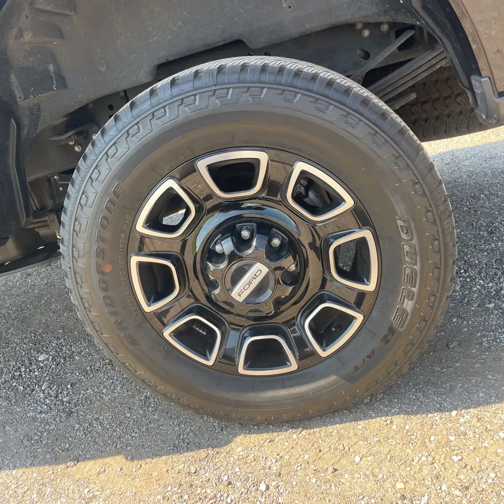 2025 Ford F-250 Super Duty Platinum