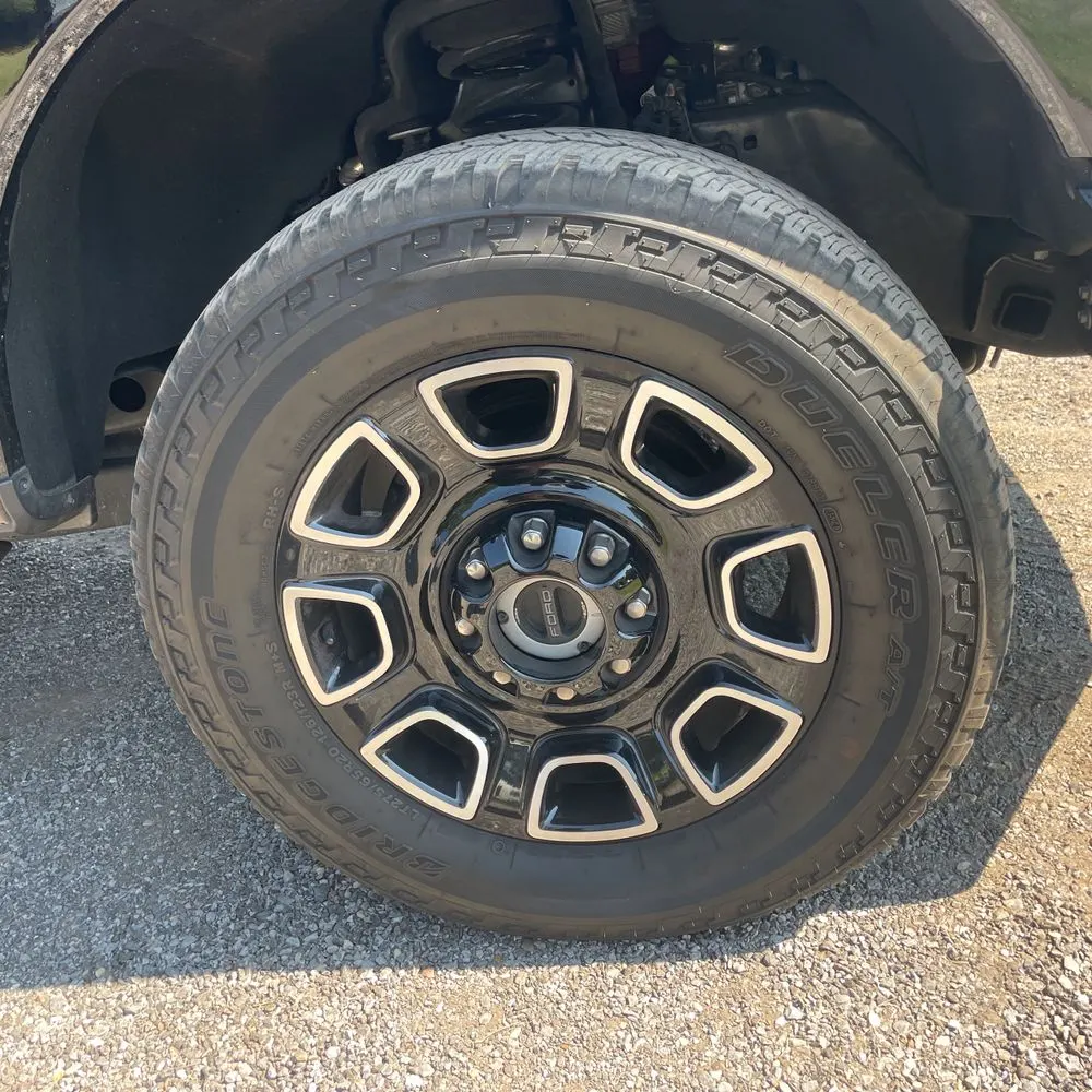 2025 Ford F-250 Super Duty Platinum