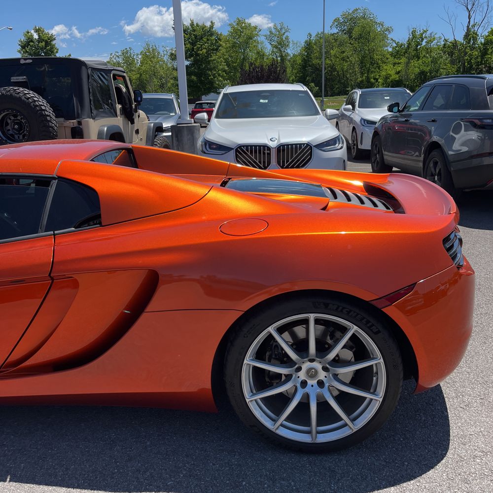 2013 McLaren MP4-12C Spider