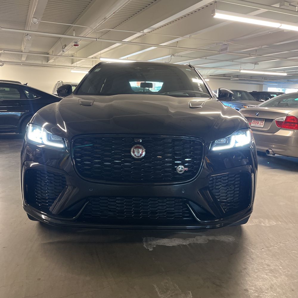 2023 Jaguar F-Pace SVR