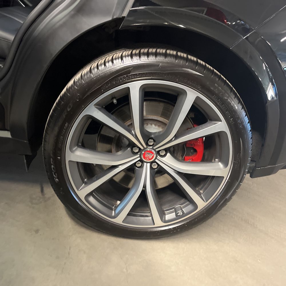 2023 Jaguar F-Pace SVR