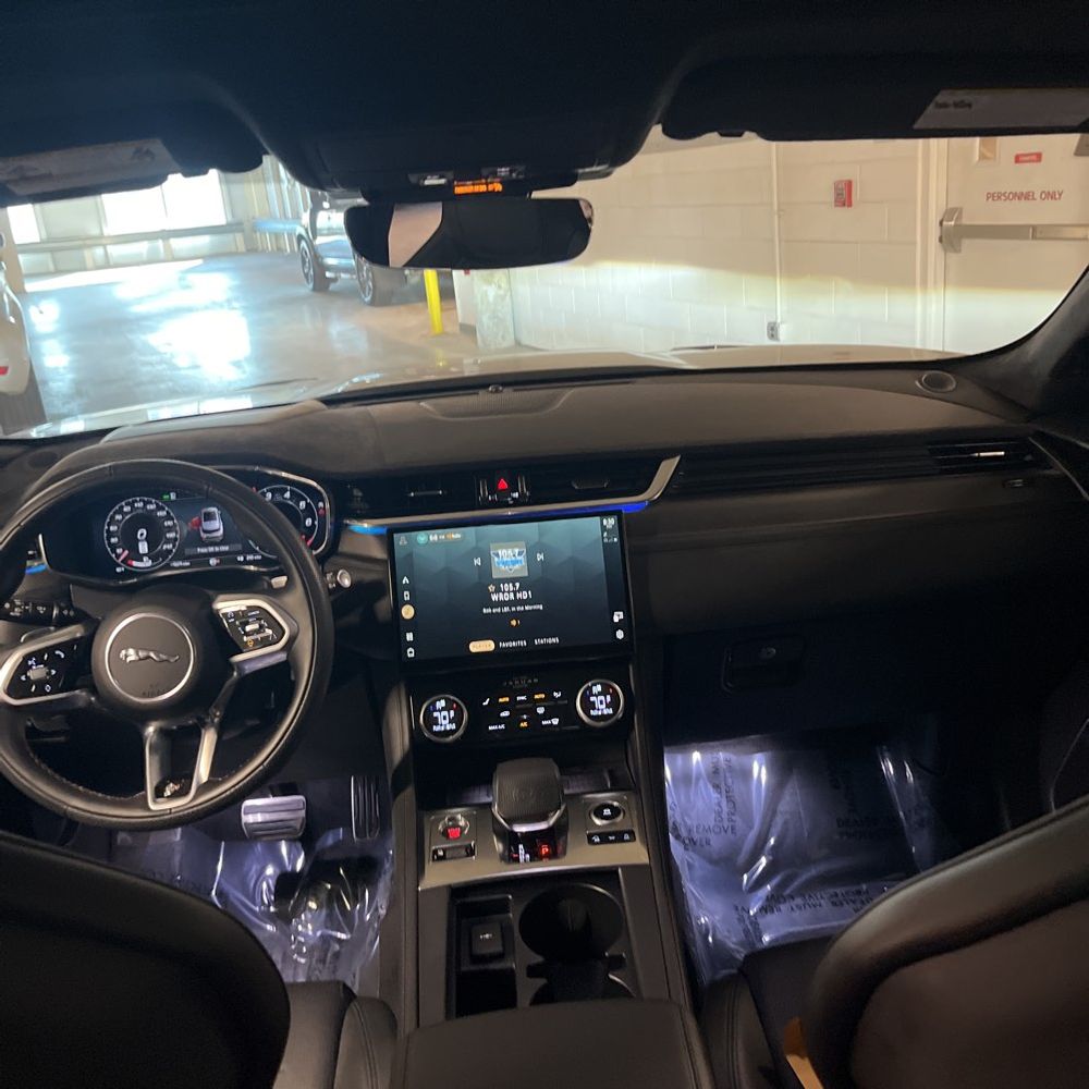 2023 Jaguar F-Pace SVR