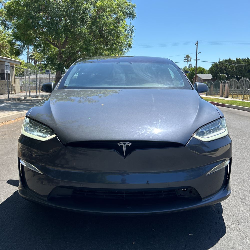 2022 Tesla Model X Plaid