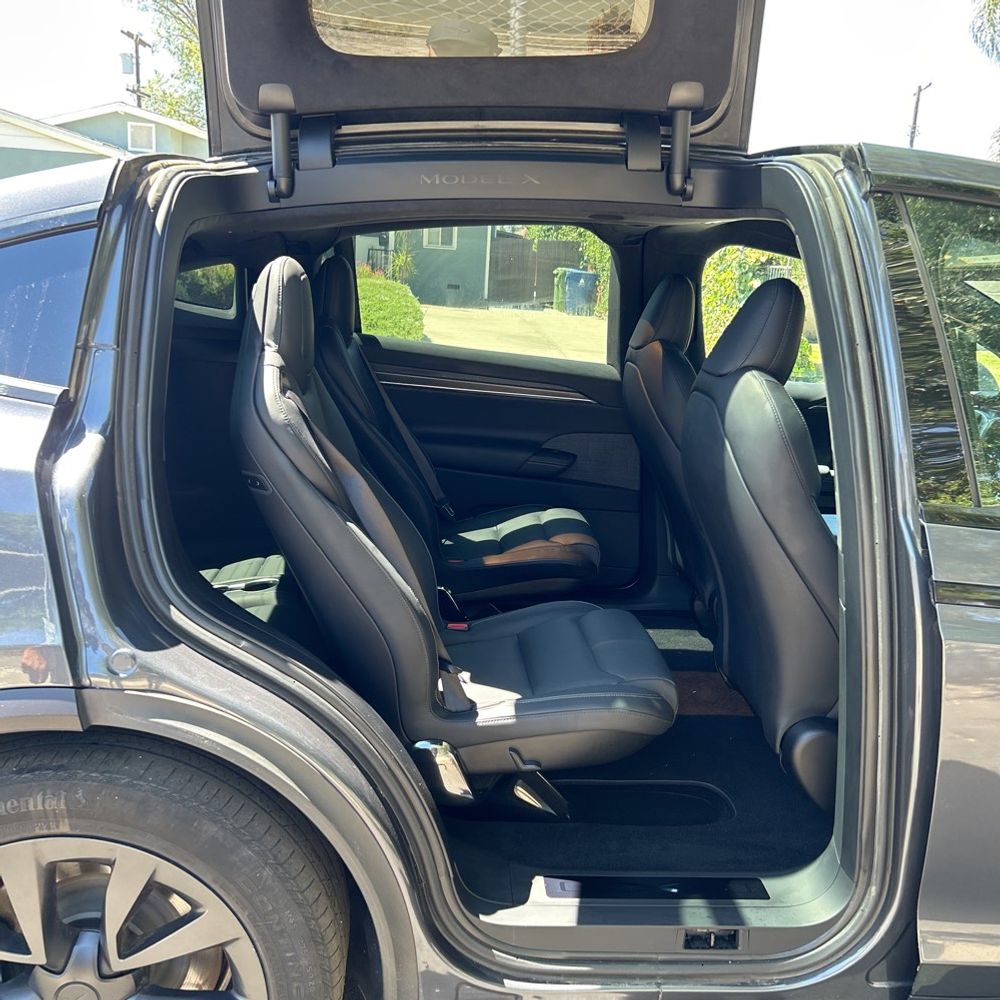 2022 Tesla Model X Plaid