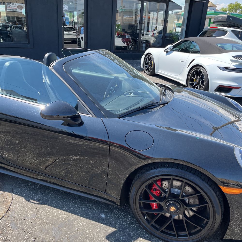 2019 Porsche 911 Carrera 4 GTS