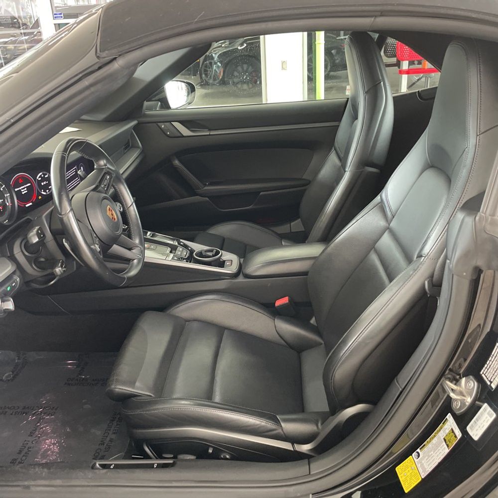 2023 Porsche 911 Carrera S