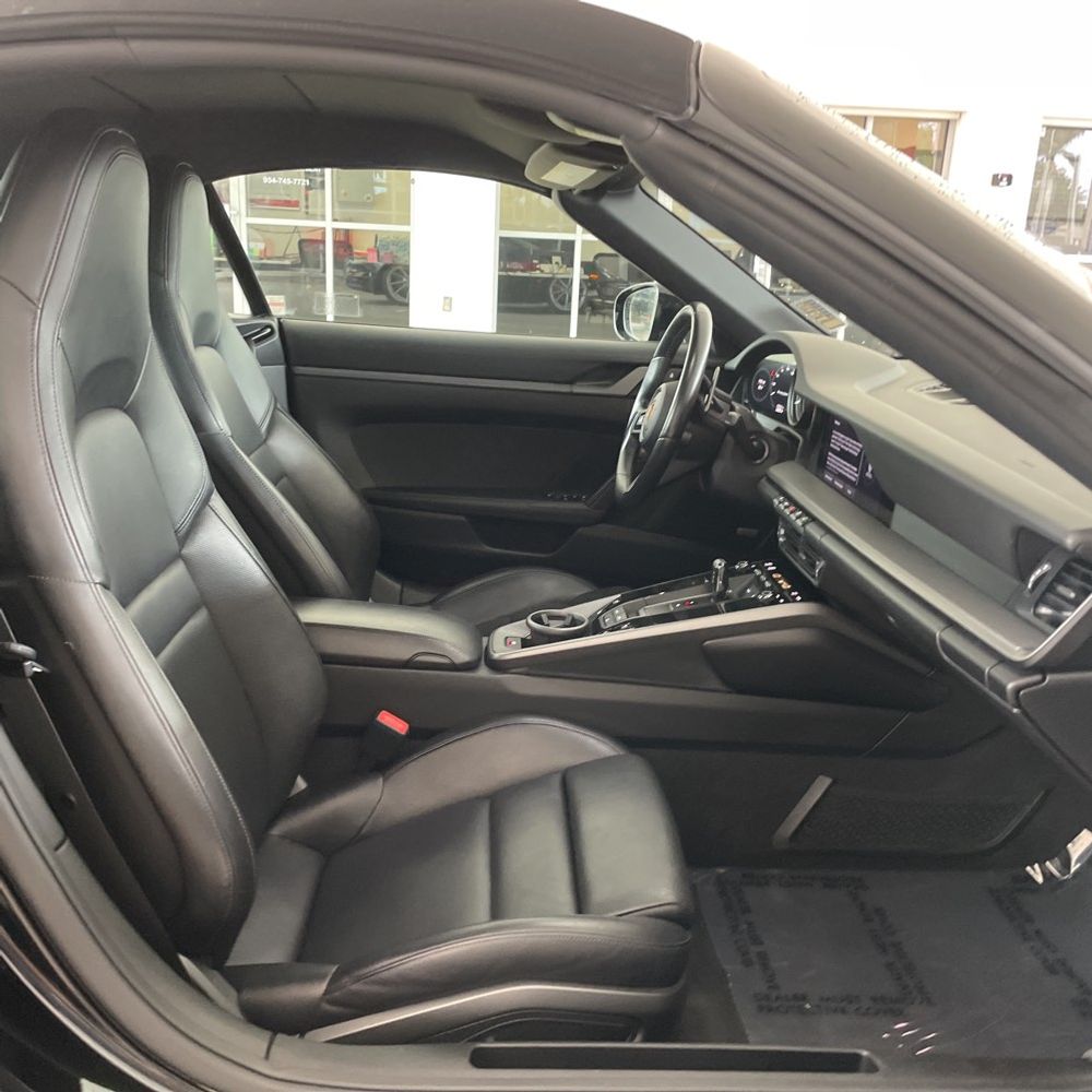 2023 Porsche 911 Carrera S