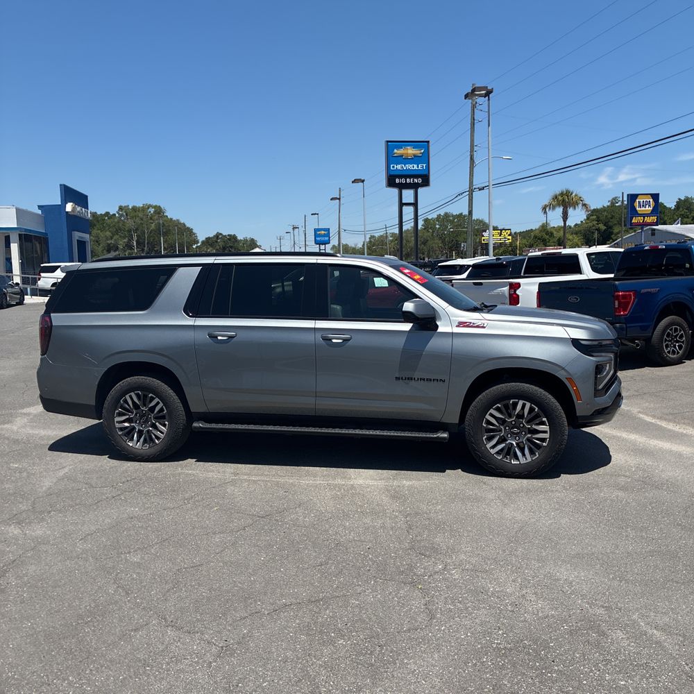 2025 Chevrolet Suburban Z71