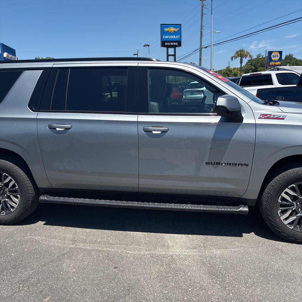 2025 Chevrolet Suburban Z71