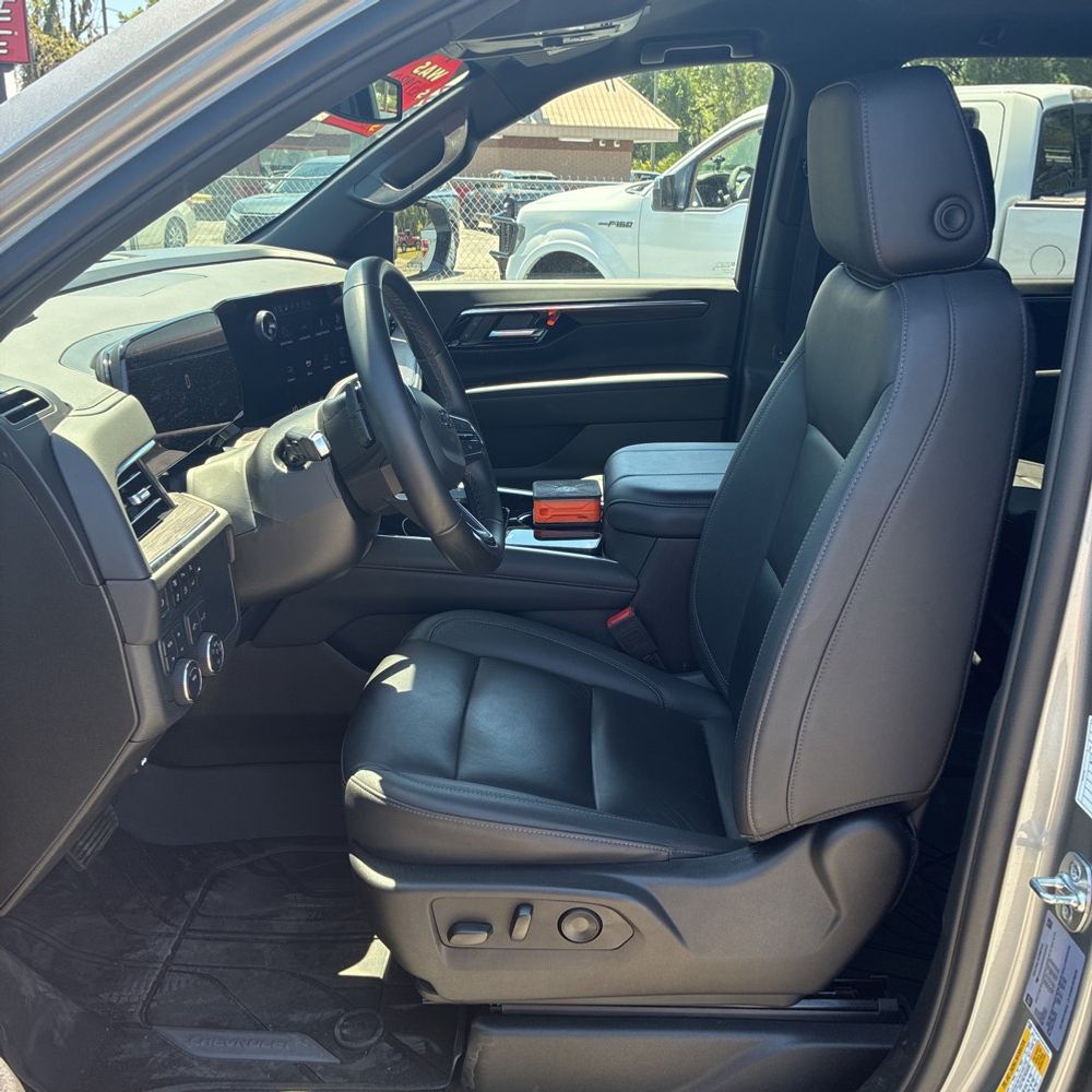 2025 Chevrolet Suburban Z71
