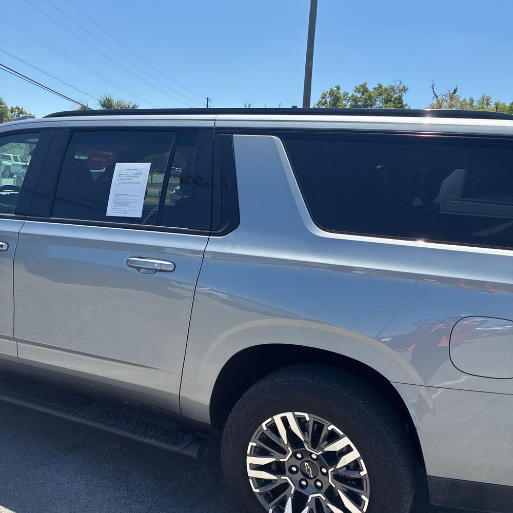 2025 Chevrolet Suburban Z71