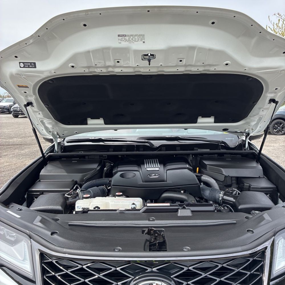 2024 Lexus LX 600 F SPORT Handling