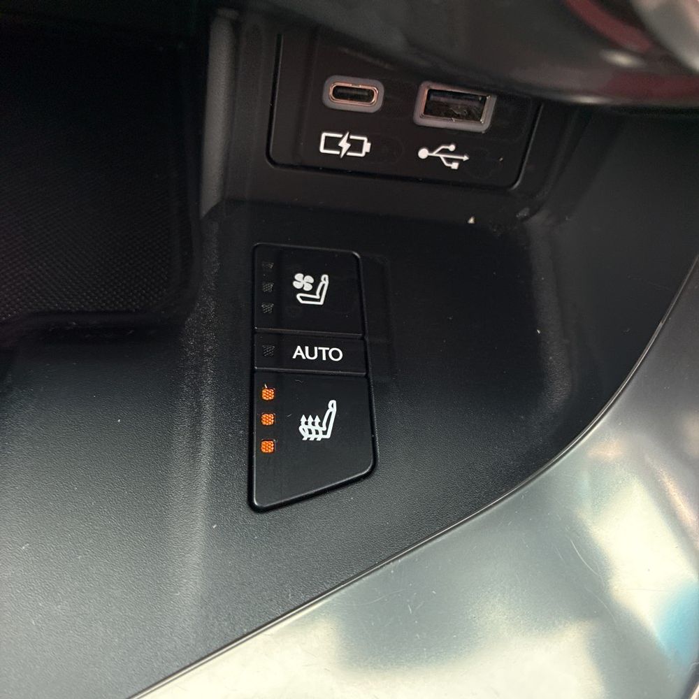 2024 Lexus LX 600 F SPORT Handling